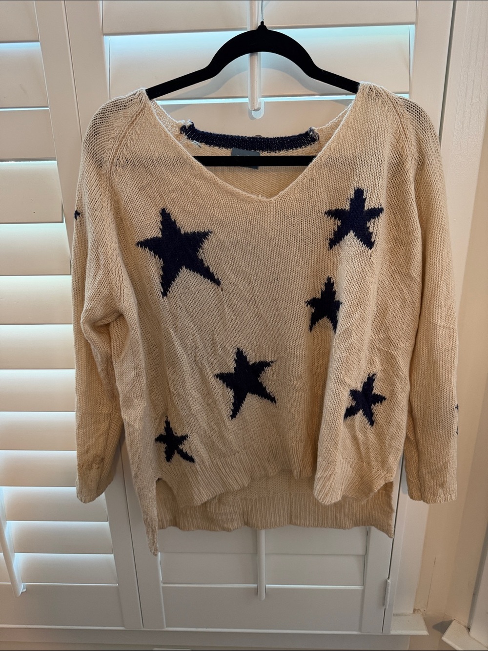 Cream V-Neck Star Intarsia Sweater - Navy Star Detail